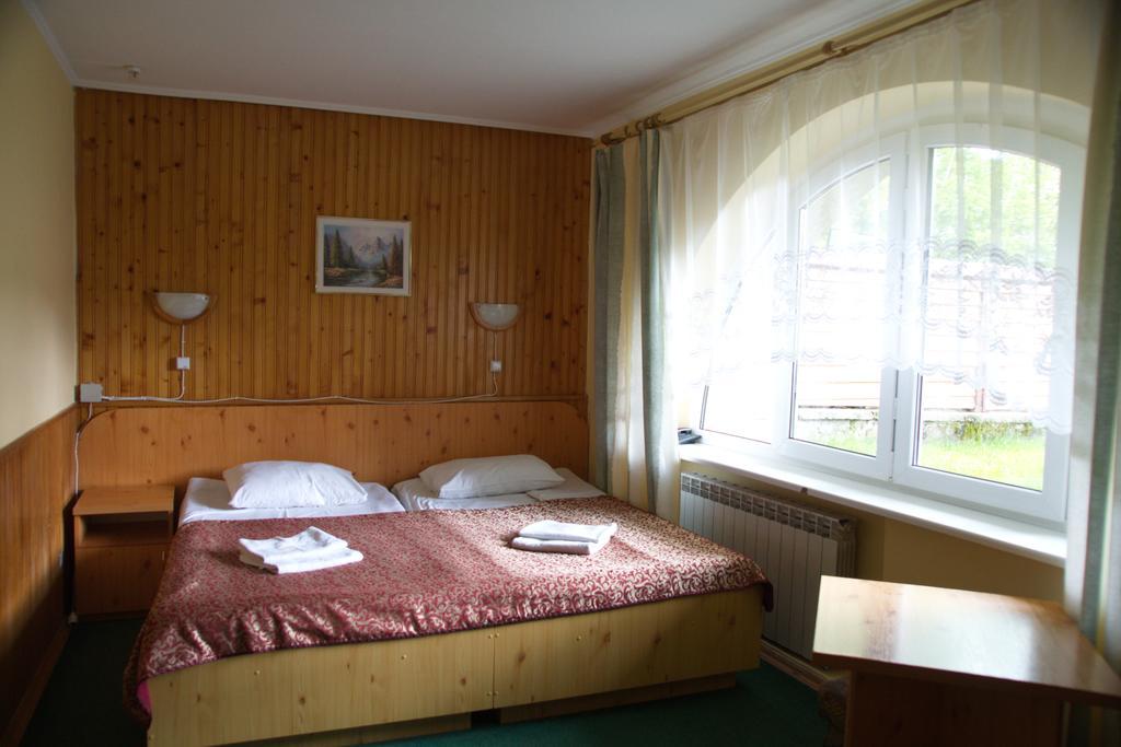 Hotel Perlyna Karpat à Slavsko Extérieur photo